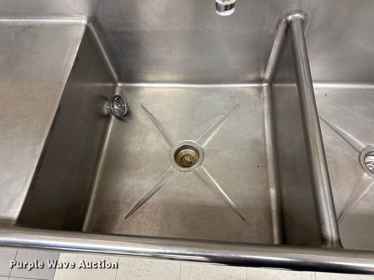 image for item EM3851 Stainless kitchen sink