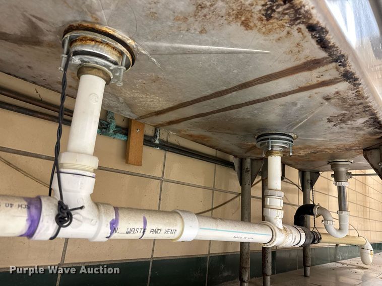 image for item EM3851 Stainless kitchen sink