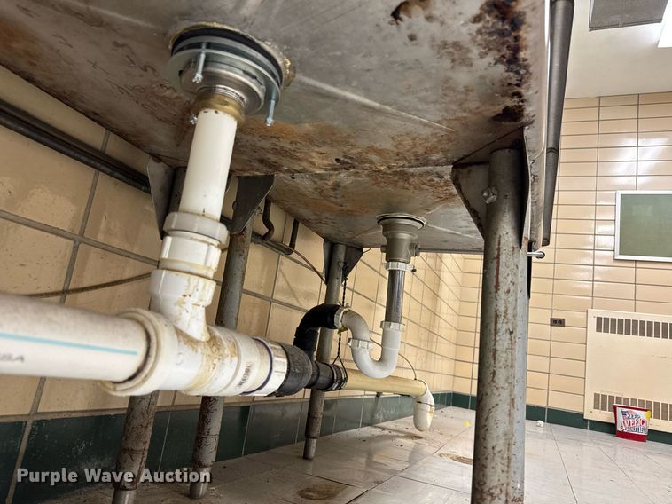 image for item EM3851 Stainless kitchen sink