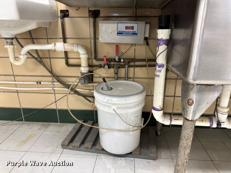 image for item EM3851 Stainless kitchen sink