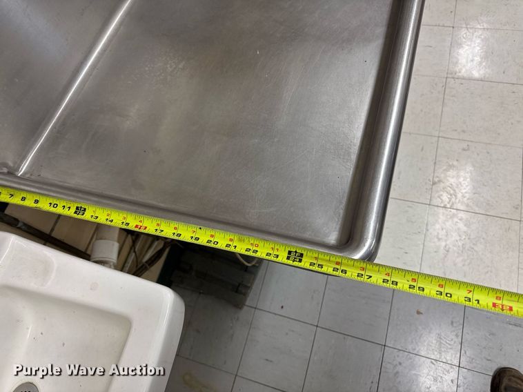 image for item EM3851 Stainless kitchen sink