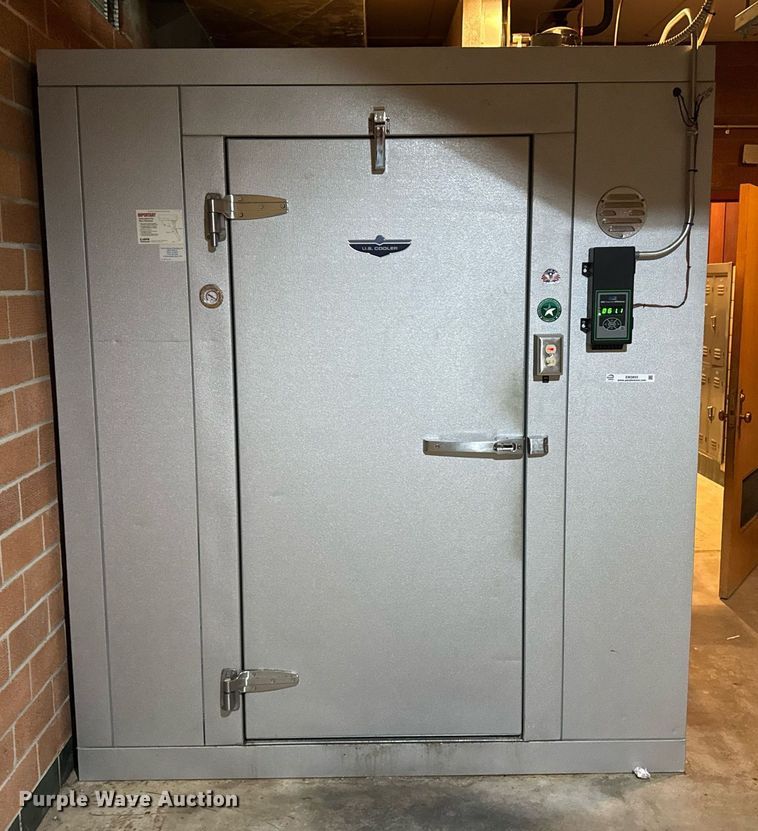 image for item EM3855 2012 US Cooler walk in cooler