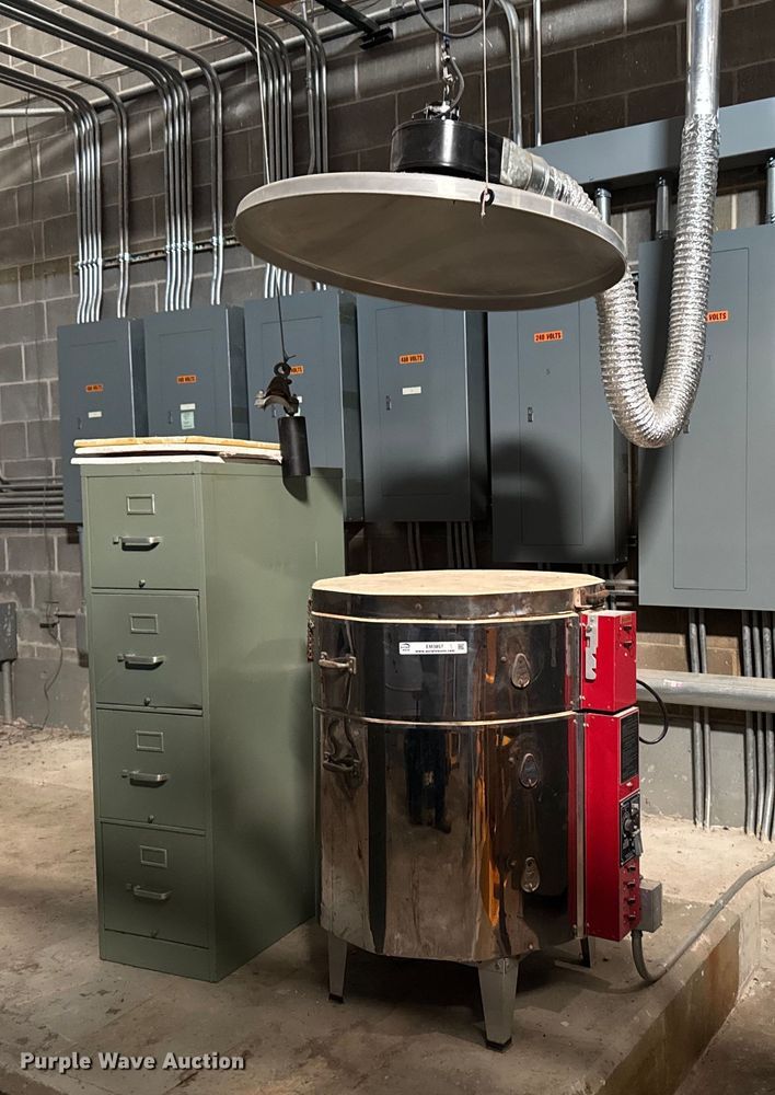 image for item EM3857 Evenheat Kiln Inc 9 kiln