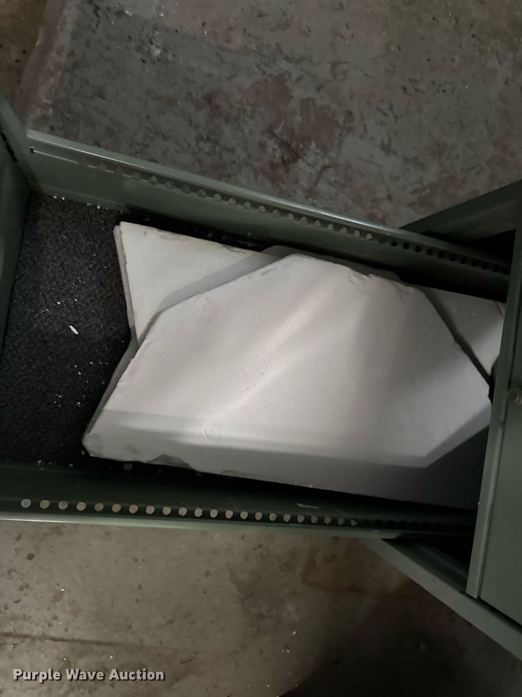 image for item EM3857 Evenheat Kiln Inc 9 kiln