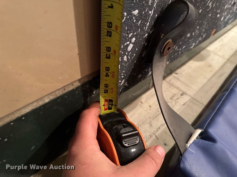 image for item EM3861 Rock climbing wall