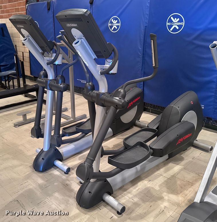 image for item EM3863 (2) Life fitness CLSX elliptical machines