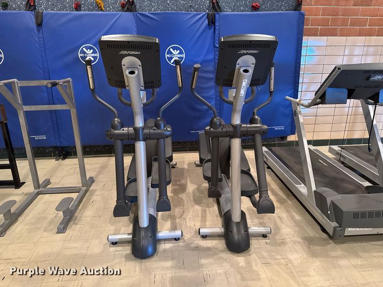 image for item EM3863 (2) Life fitness CLSX elliptical machines