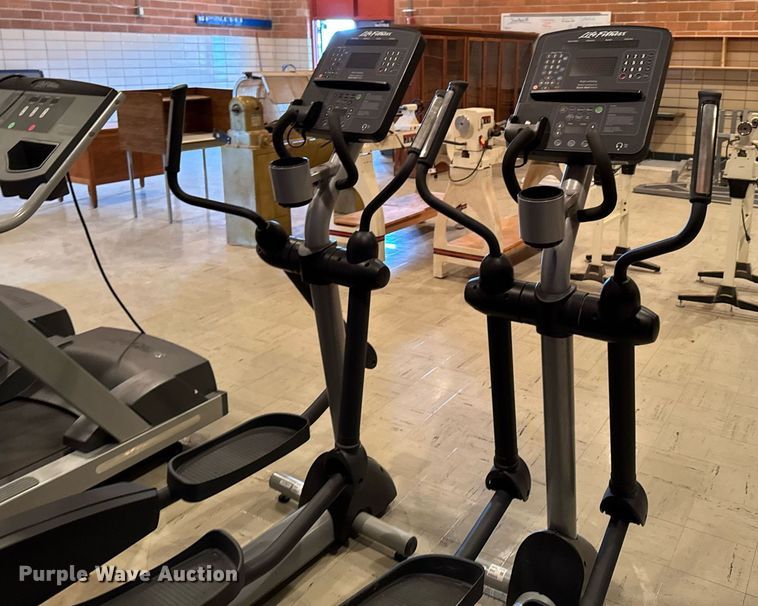 image for item EM3863 (2) Life fitness CLSX elliptical machines