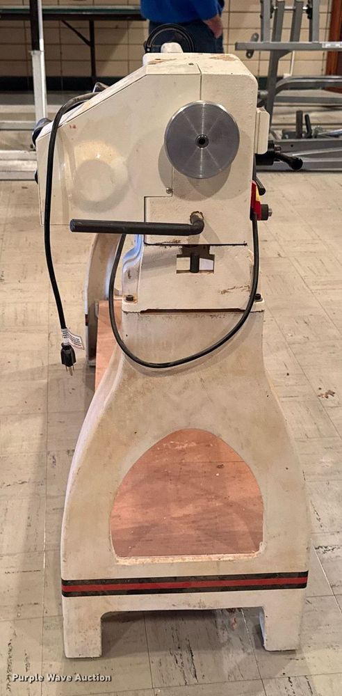 image for item EM3870 JET JWL-1442VS wood lathe