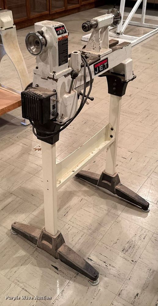 image for item EM3871 JET JMl-1014VSI wood lathe
