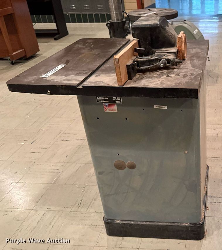 image for item EM3875 Delta shaper