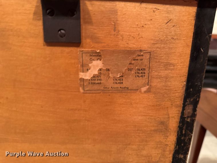 image for item EM3881 Hamilton piano