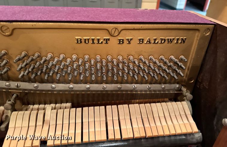 image for item EM3881 Hamilton piano