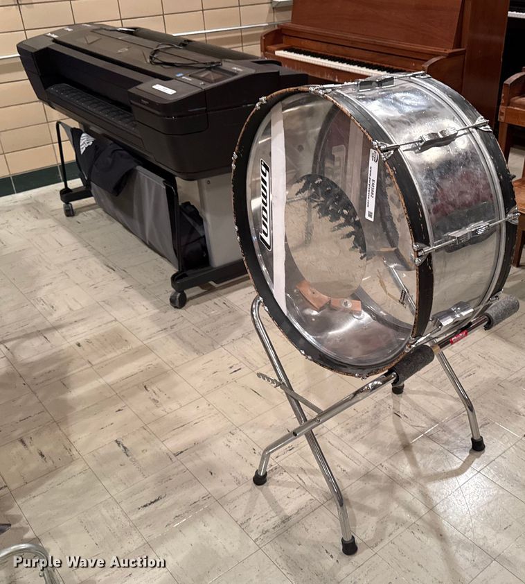 image for item EM3882 Ludwig drum