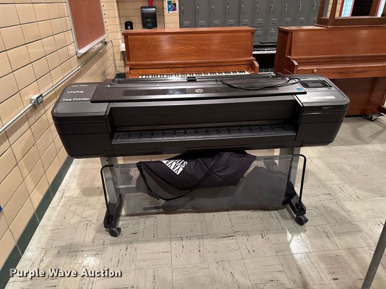 image for item EM3883 HP Design Jet Z6 post script printer