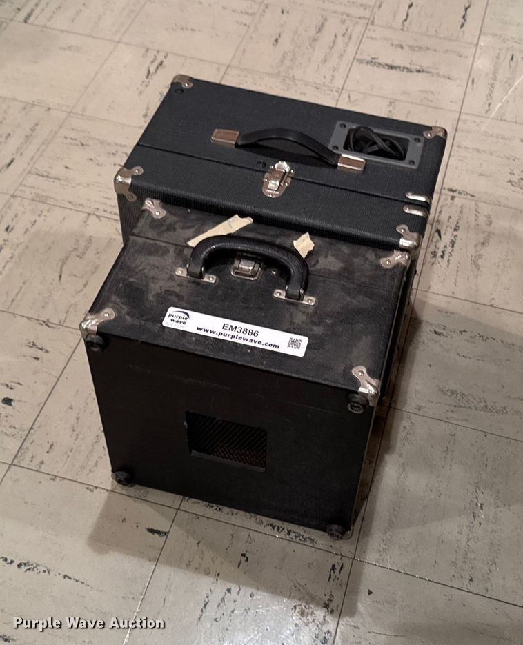 image for item EM3886 (2) record players