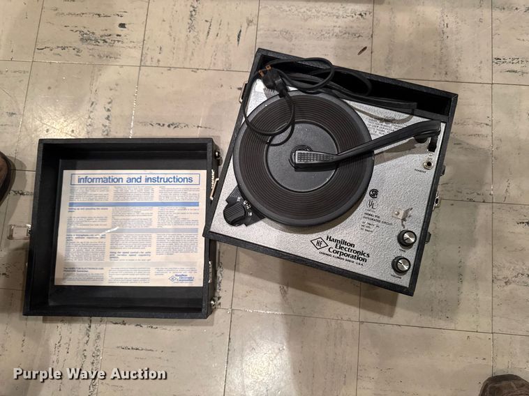 image for item EM3886 (2) record players