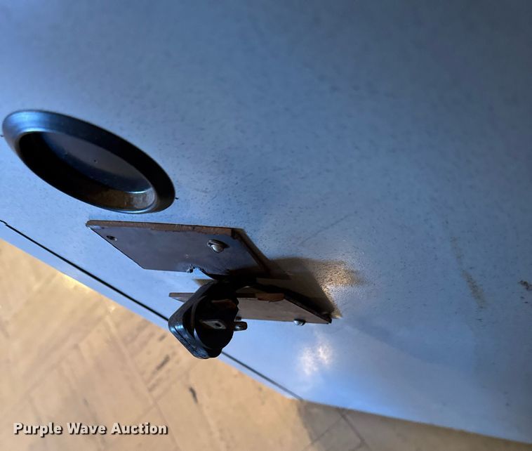 image for item EM3892 FSI 3039 vending machine