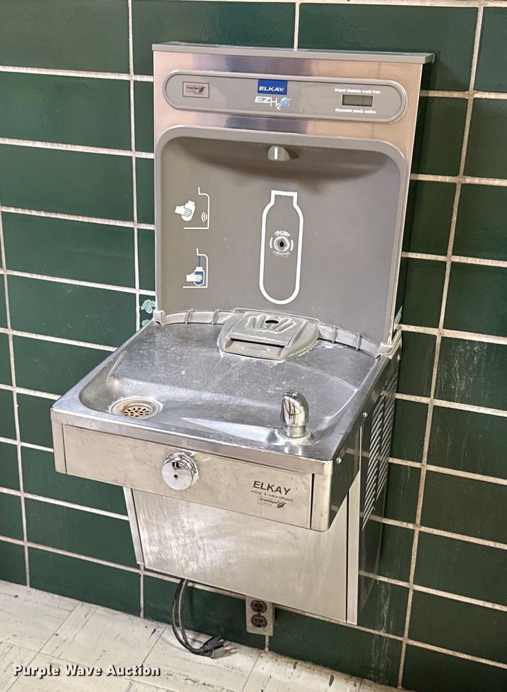 image for item EM3895 Elkay Ezwsrnf-1 water fountain