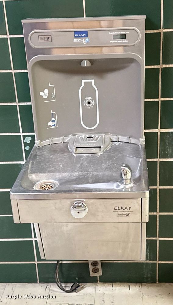 image for item EM3895 Elkay Ezwsrnf-1 water fountain