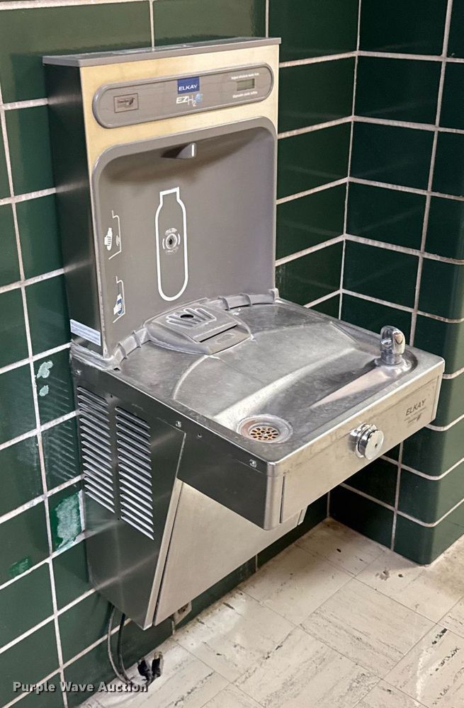 image for item EM3895 Elkay Ezwsrnf-1 water fountain