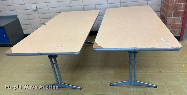 image for item EM3900 (2) tables