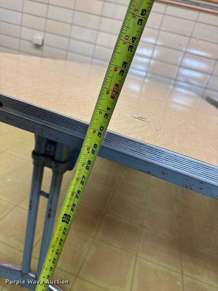 image for item EM3900 (2) tables