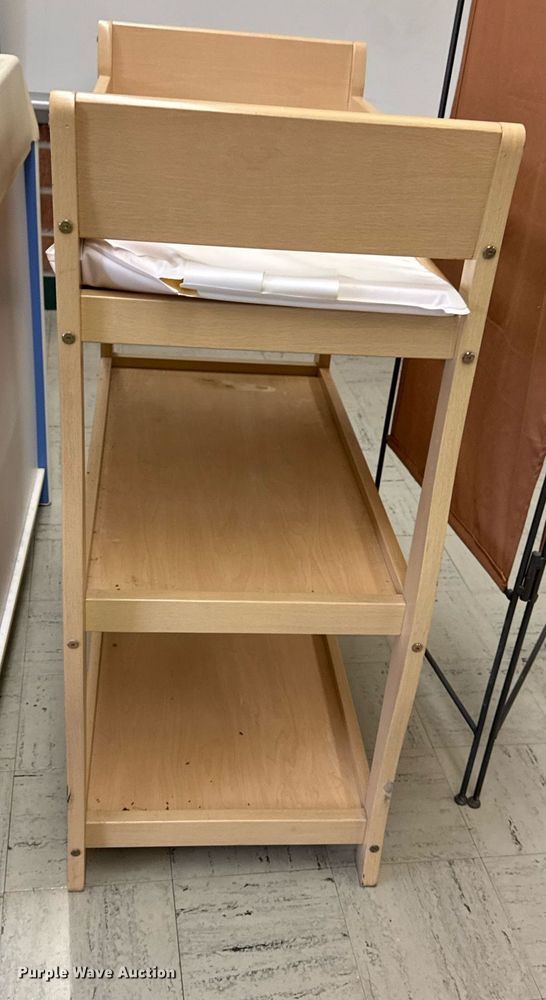 image for item EM3928 Nursery equipment