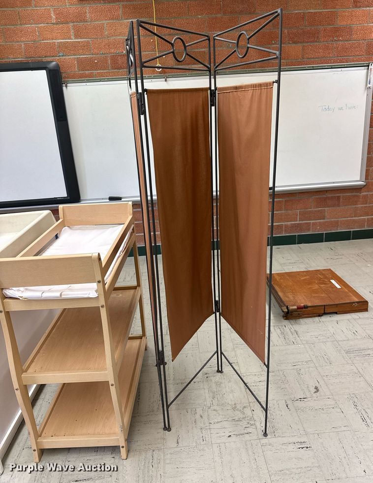 image for item EM3928 Nursery equipment