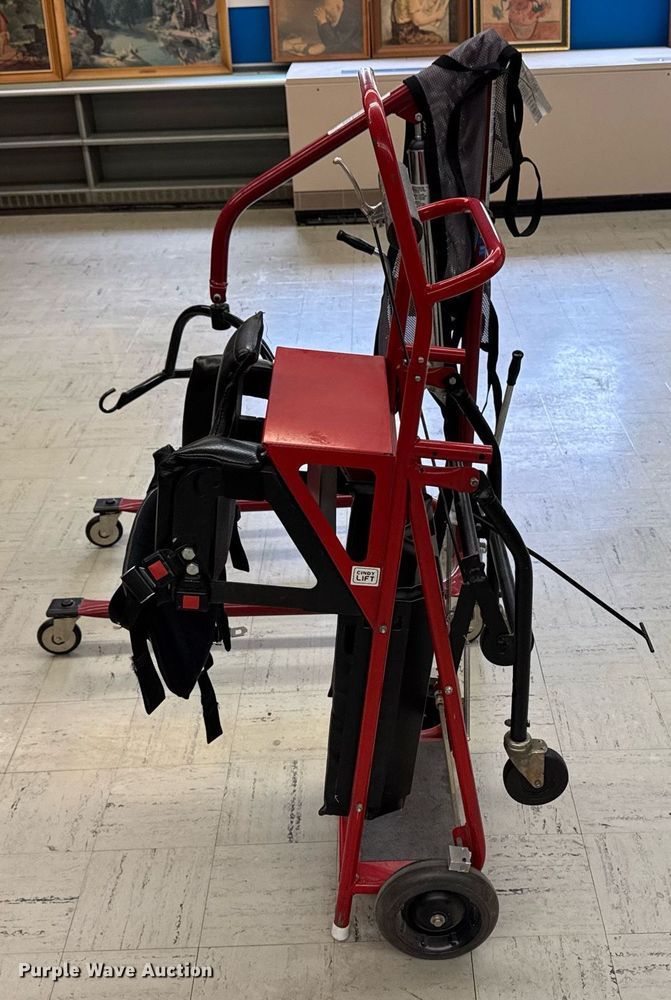 image for item EM3932 Lifting equipment