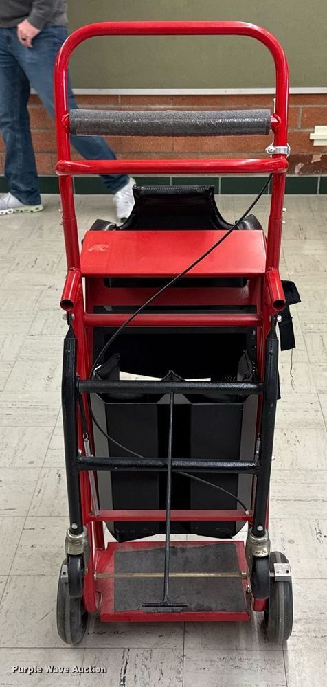 image for item EM3932 Lifting equipment