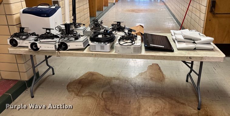 image for item EM3946 Electronics