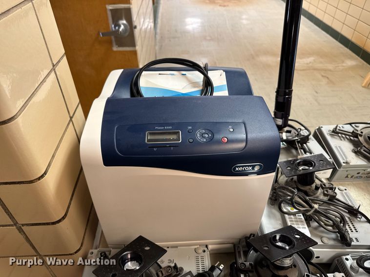 image for item EM3946 Electronics