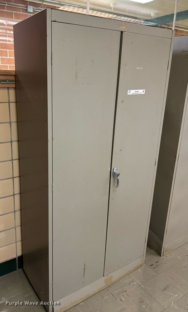 image for item EM3947 (3) cabinets