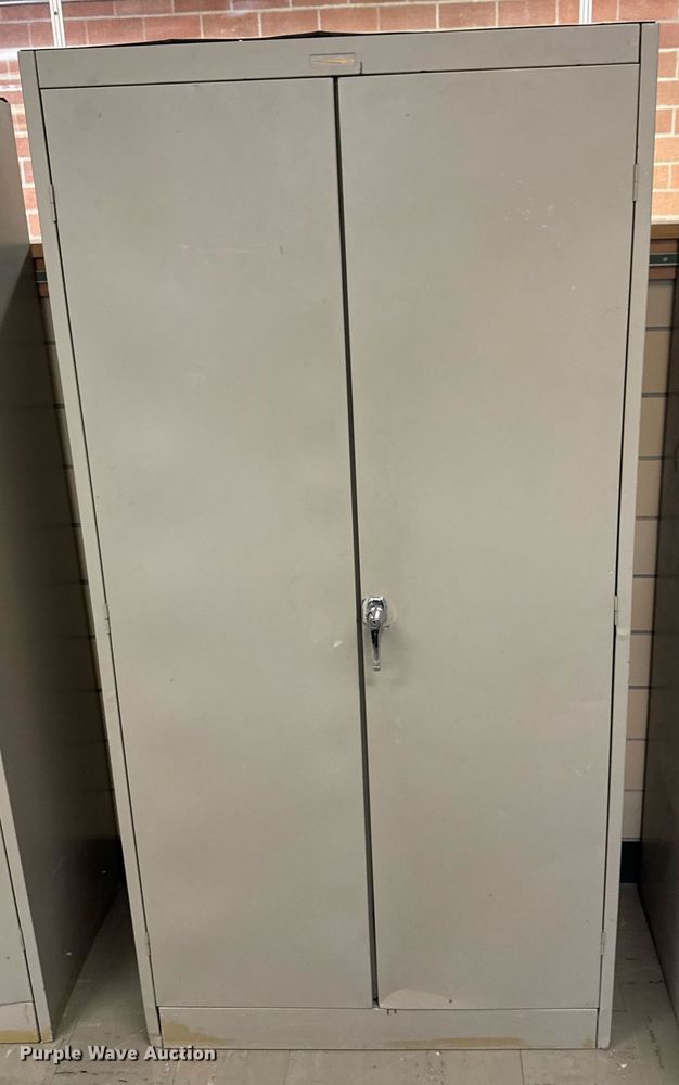 image for item EM3947 (3) cabinets