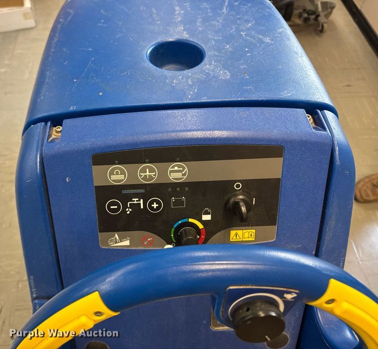 image for item EM3950 (2) Clarke Focus II boost L 20 floor scrubbers