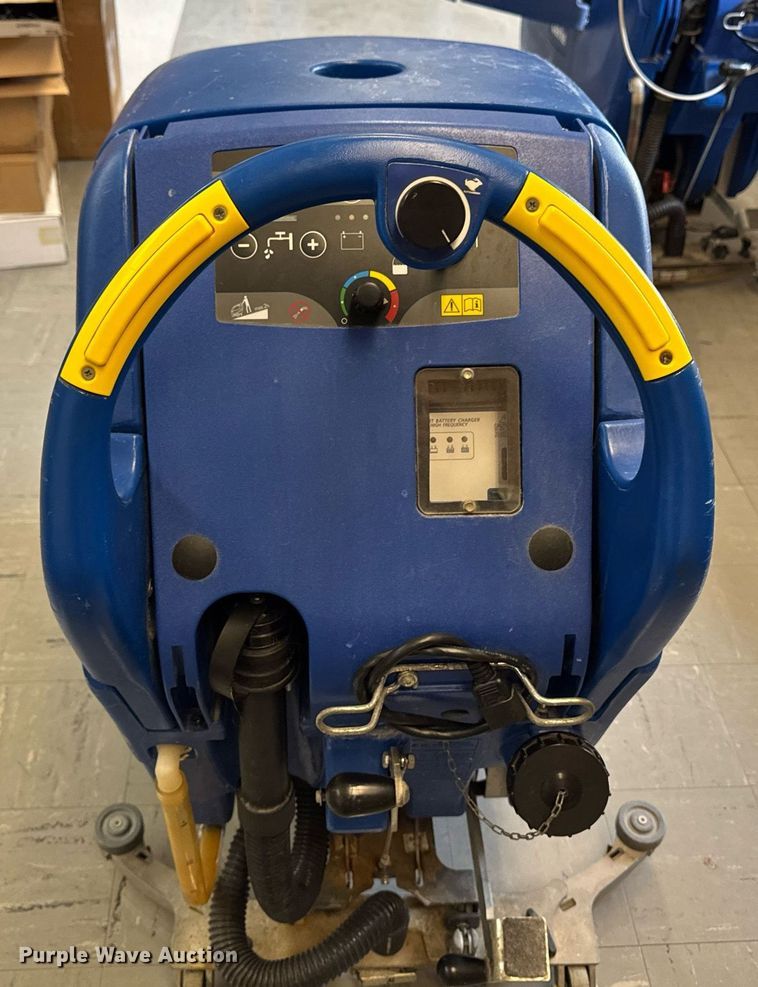 image for item EM3950 (2) Clarke Focus II boost L 20 floor scrubbers