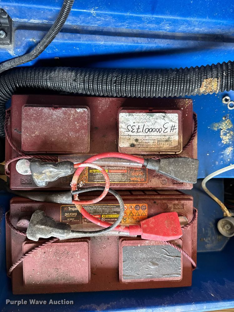 image for item EM3950 (2) Clarke Focus II boost L 20 floor scrubbers