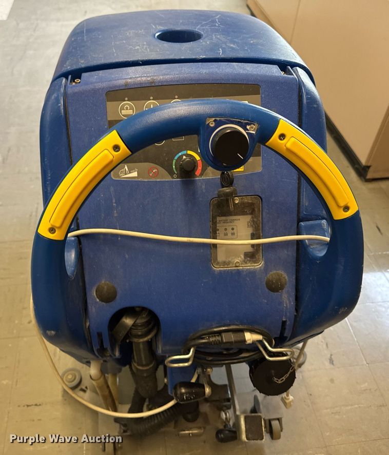 image for item EM3950 (2) Clarke Focus II boost L 20 floor scrubbers