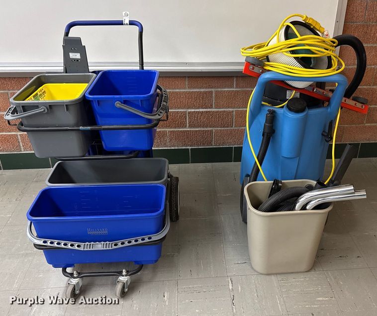 image for item EM3956 Cleaning equipment