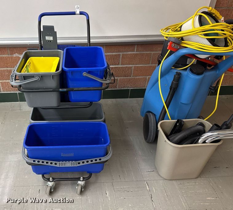 image for item EM3956 Cleaning equipment