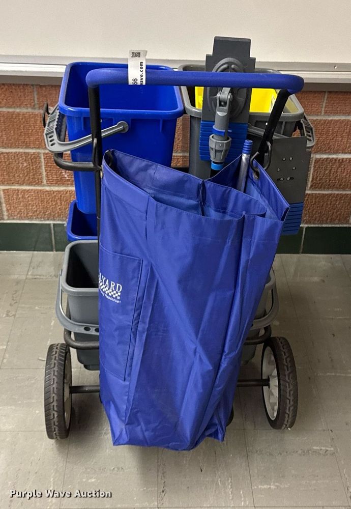 image for item EM3956 Cleaning equipment