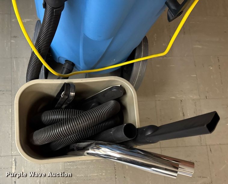 image for item EM3956 Cleaning equipment