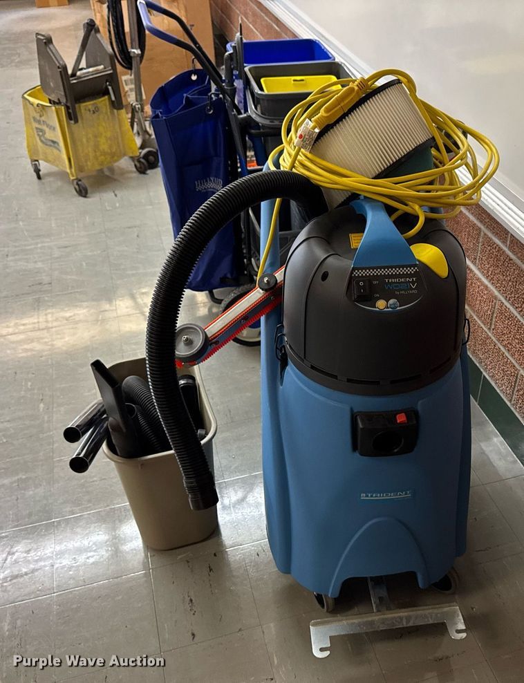 image for item EM3956 Cleaning equipment