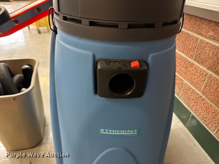 image for item EM3956 Cleaning equipment