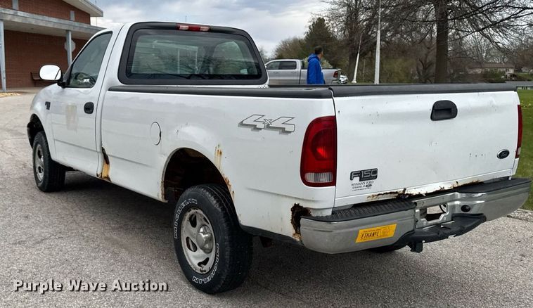 image for item EM3958 2004 Ford F150 XL pickup truck