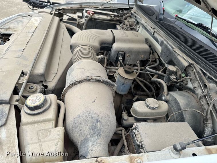 image for item EM3958 2004 Ford F150 XL pickup truck