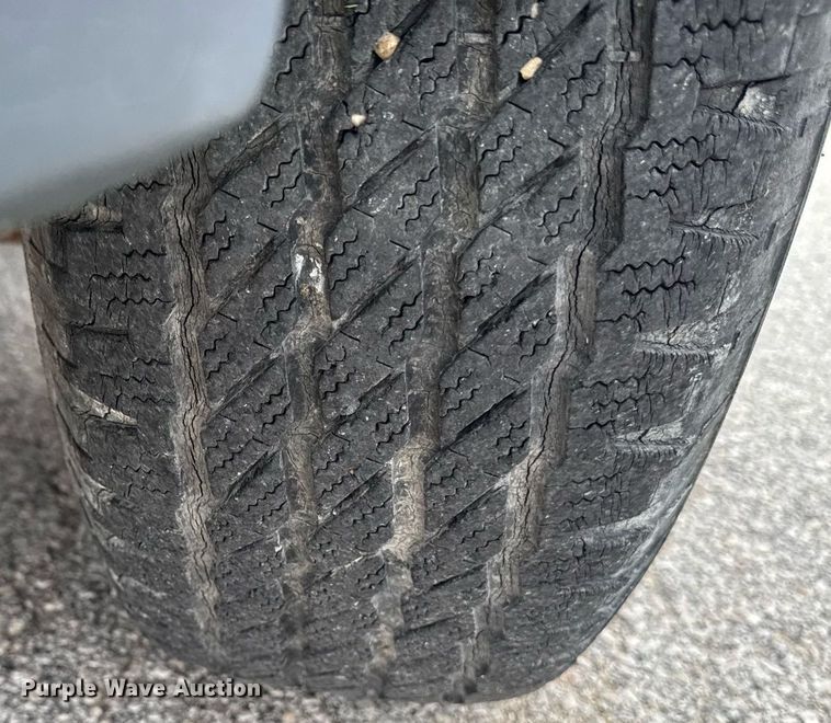 image for item EM3958 2004 Ford F150 XL pickup truck