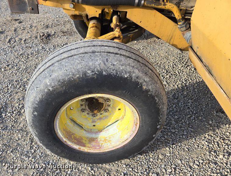 image for item EM7018 Ford 6610 Tiger Special  tractor