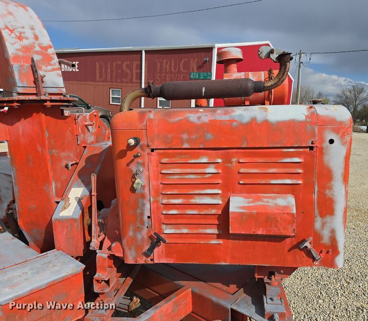 image for item EM7023 Wood chipper